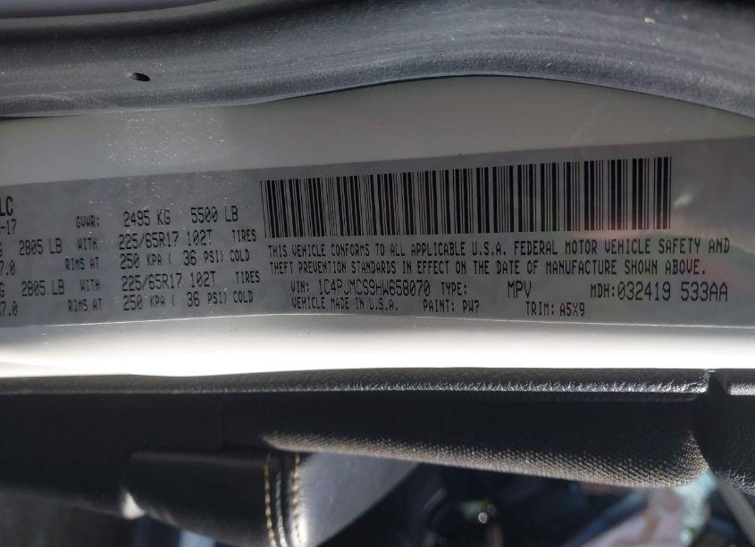 Photo 9 of 2017 Jeep Cherokee LATITUDE 4X4 (VIN 1C4PJMCS9HW658070)