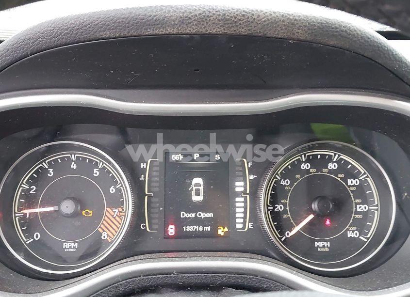 Photo 7 of 2014 Jeep Cherokee LATITUDE (VIN 1C4PJMCSXEW125009)