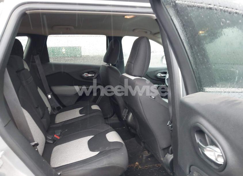 Photo 8 of 2014 Jeep Cherokee LATITUDE (VIN 1C4PJMCSXEW125009)