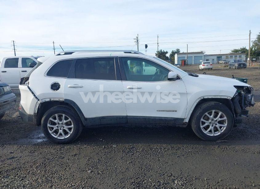 Photo 14 of 2014 Jeep Cherokee LATITUDE (VIN 1C4PJMCSXEW127813)