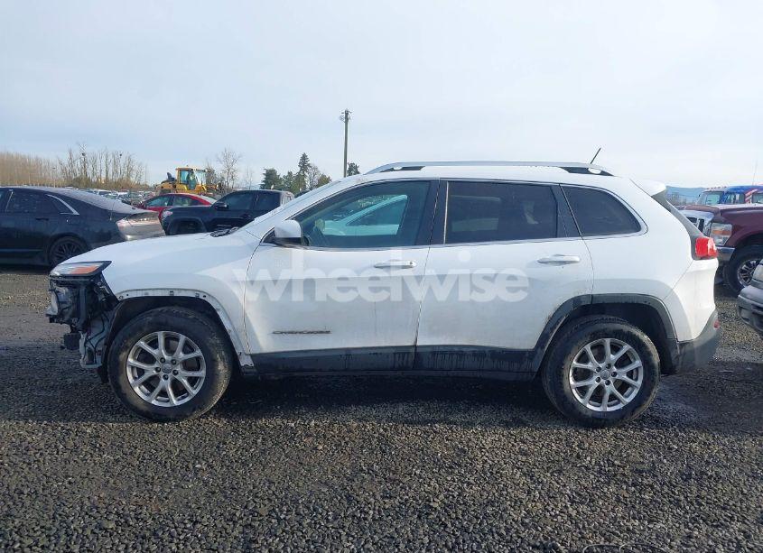 Photo 15 of 2014 Jeep Cherokee LATITUDE (VIN 1C4PJMCSXEW127813)
