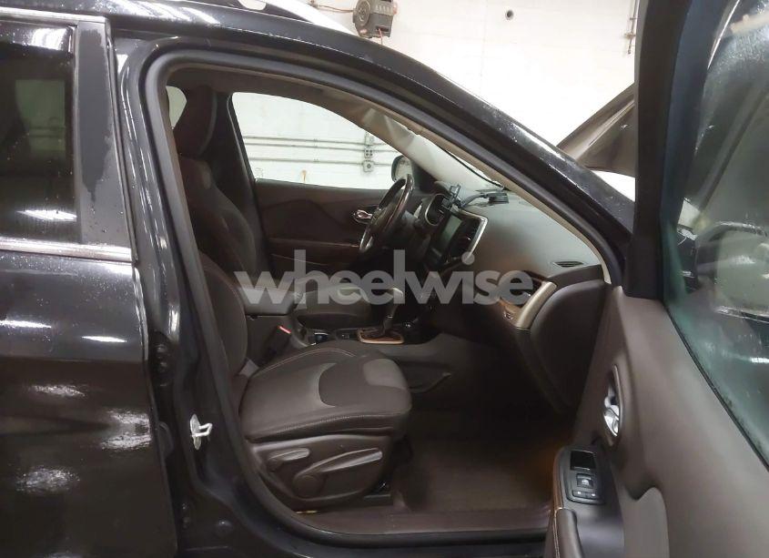 Photo 5 of 2014 Jeep Cherokee LATITUDE (VIN 1C4PJMCSXEW286198)