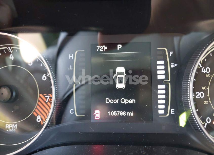 Photo 15 of 2014 Jeep Cherokee LATITUDE (VIN 1C4PJMCSXEW294950)