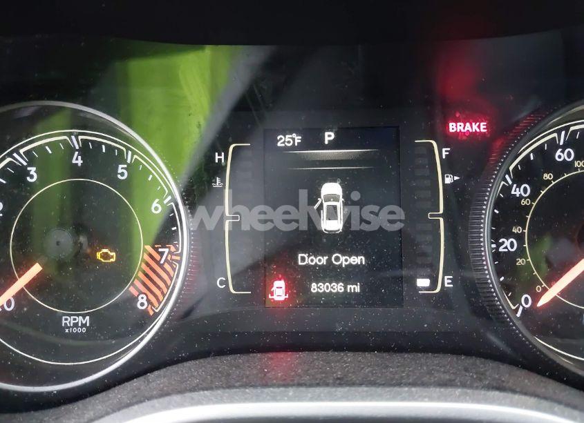 Photo 15 of 2014 Jeep Cherokee LATITUDE (VIN 1C4PJMCSXEW310855)