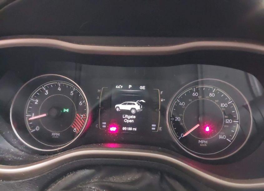 Photo 7 of 2014 Jeep Cherokee LATITUDE (VIN 1C4PJMCSXEW317658)