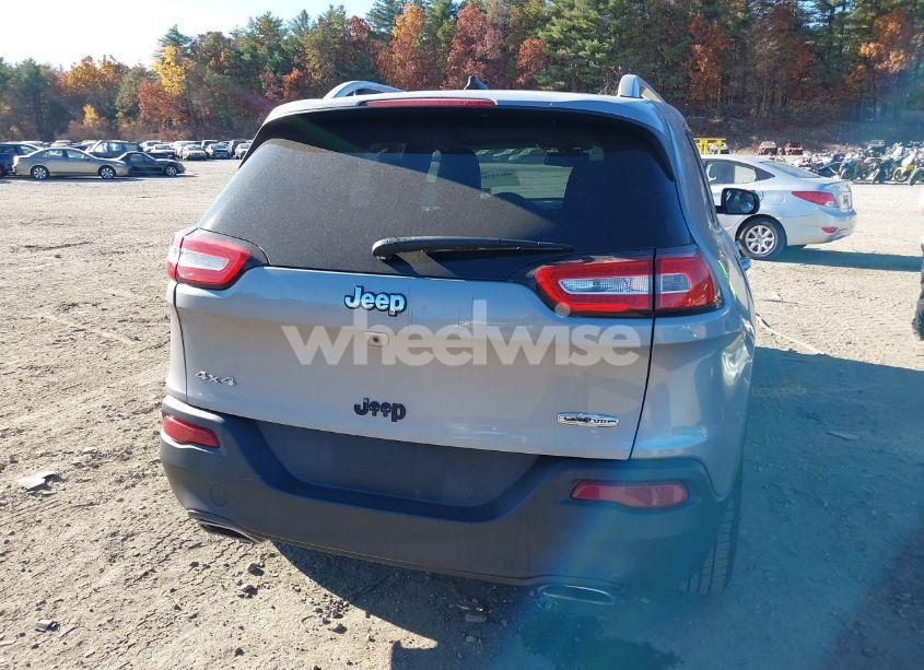 Photo 16 of 2015 Jeep Cherokee LATITUDE (VIN 1C4PJMCSXFW501628)