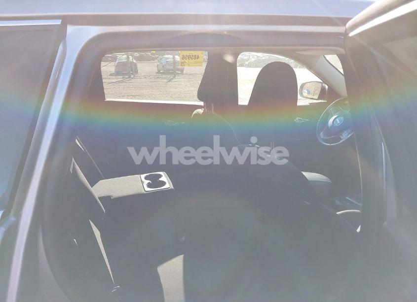 Photo 8 of 2015 Jeep Cherokee LATITUDE (VIN 1C4PJMCSXFW501628)