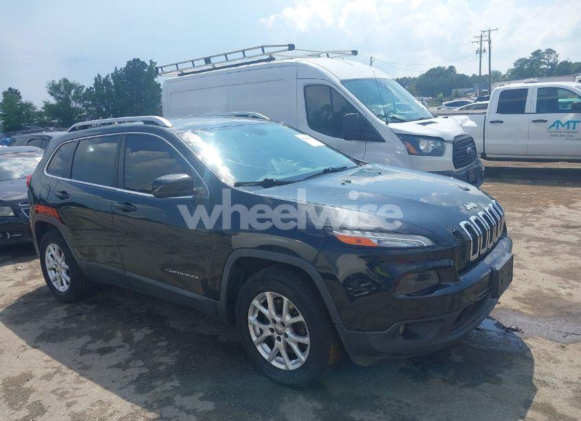 2015 Jeep Cherokee LATITUDE (VIN 1C4PJMCSXFW528618) main photo