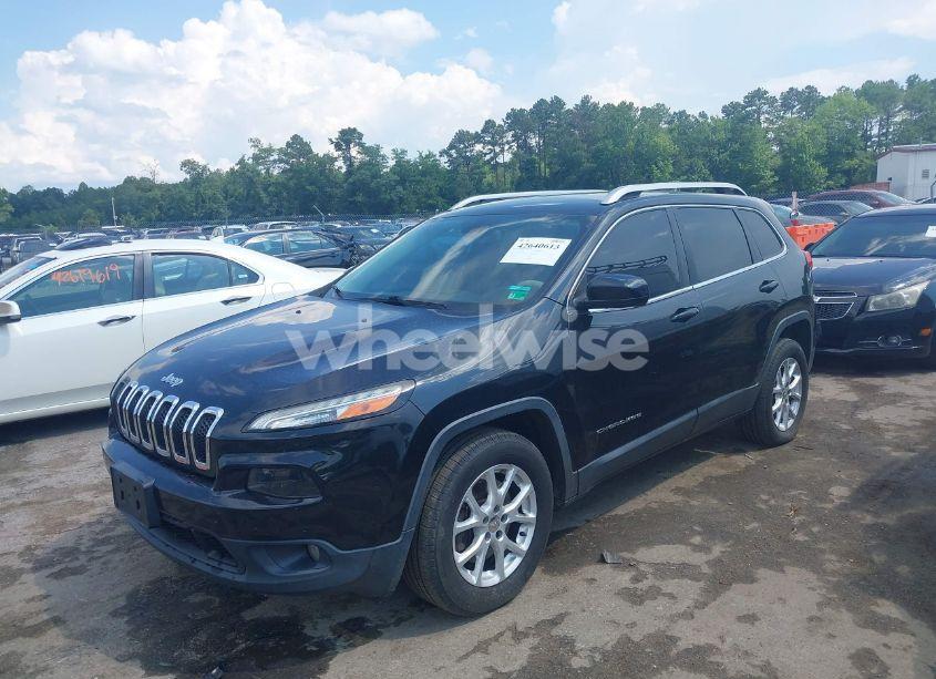 Photo 2 of 2015 Jeep Cherokee LATITUDE (VIN 1C4PJMCSXFW528618)