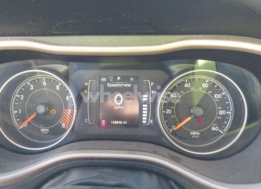 Photo 7 of 2015 Jeep Cherokee LATITUDE (VIN 1C4PJMCSXFW698204)