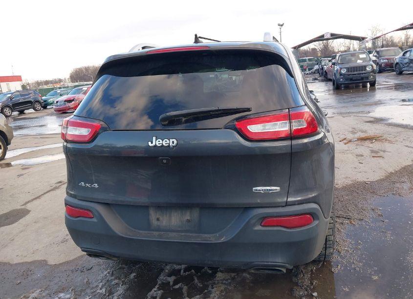 Photo 16 of 2015 Jeep Cherokee LATITUDE (VIN 1C4PJMCSXFW752634)
