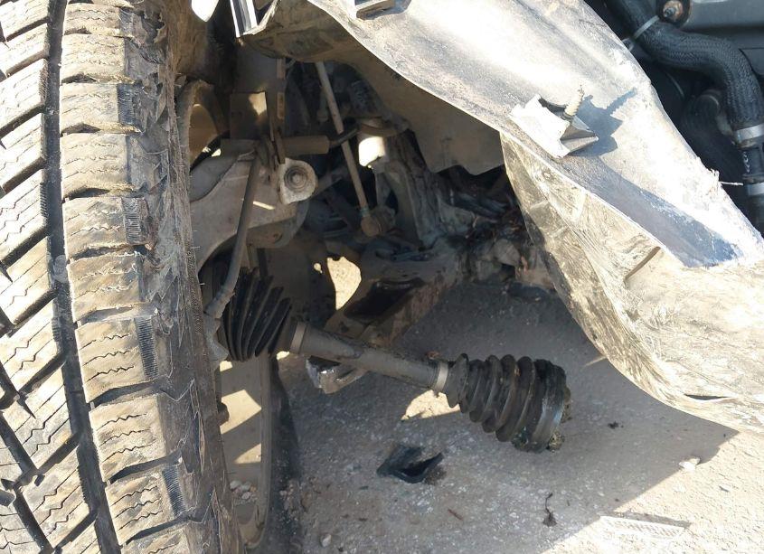 Photo 18 of 2015 Jeep Cherokee LATITUDE (VIN 1C4PJMCSXFW752634)