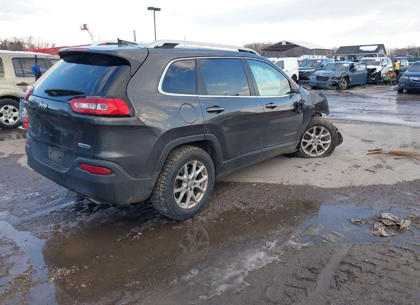 Photo 4 of 2015 Jeep Cherokee LATITUDE (VIN 1C4PJMCSXFW752634)