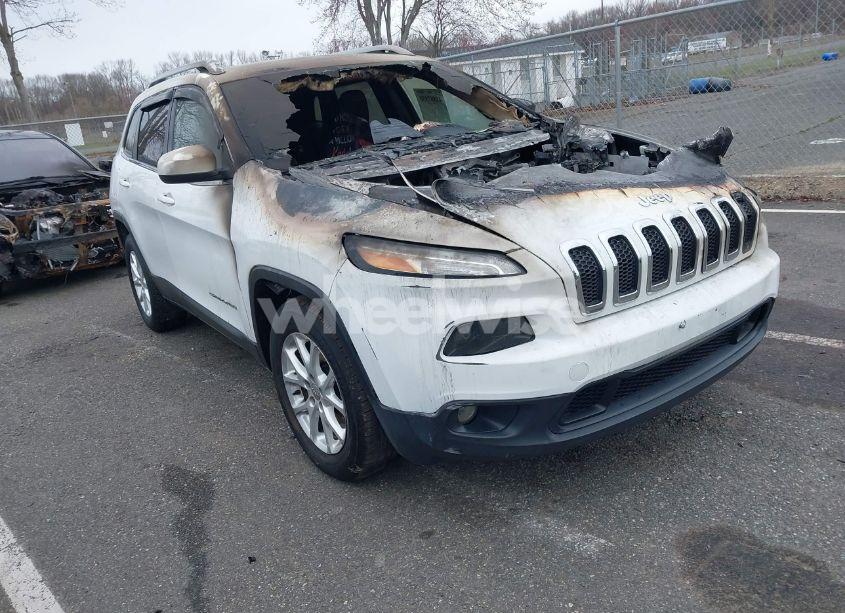 2015 Jeep Cherokee LATITUDE (VIN 1C4PJMCSXFW773712) main photo
