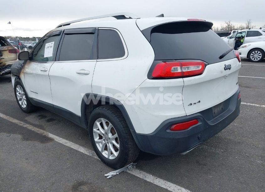 Photo 3 of 2015 Jeep Cherokee LATITUDE (VIN 1C4PJMCSXFW773712)