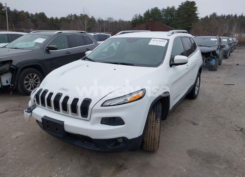 Photo 2 of 2015 Jeep Cherokee LATITUDE (VIN 1C4PJMCSXFW789991)