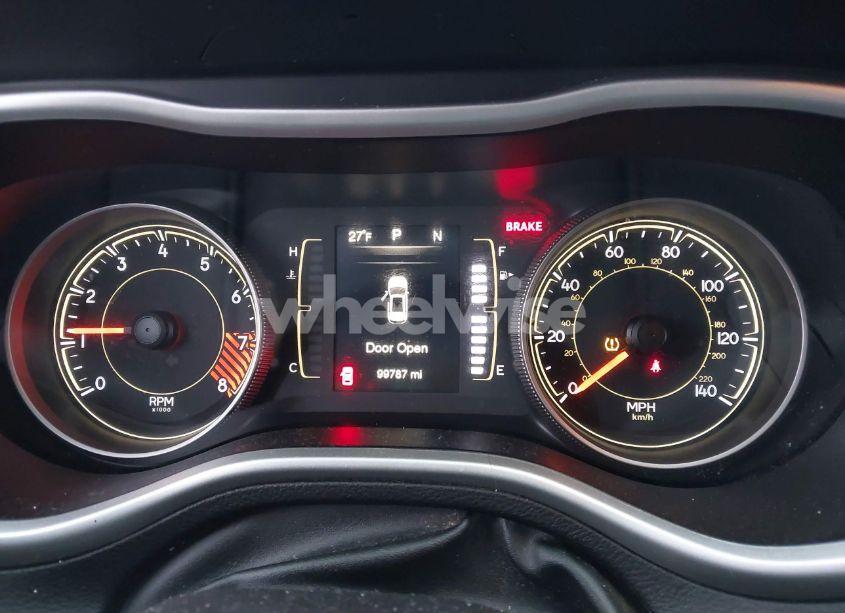 Photo 7 of 2015 Jeep Cherokee LATITUDE (VIN 1C4PJMCSXFW789991)