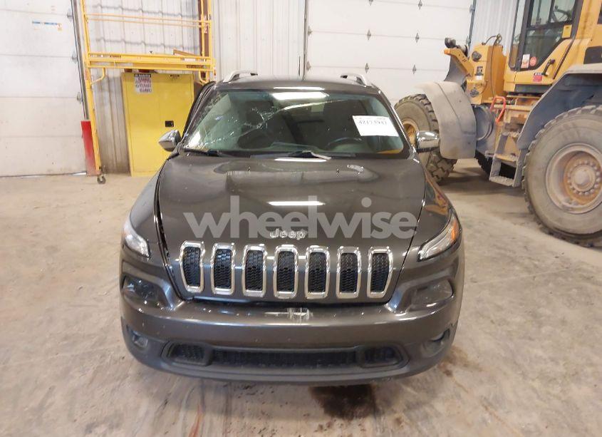 Photo 12 of 2016 Jeep Cherokee LATITUDE (VIN 1C4PJMCSXGW147918)