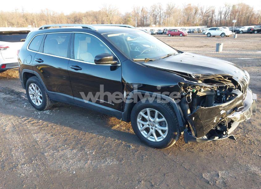 2017 Jeep Cherokee LATITUDE 4X4 (VIN 1C4PJMCSXHW532526) main photo