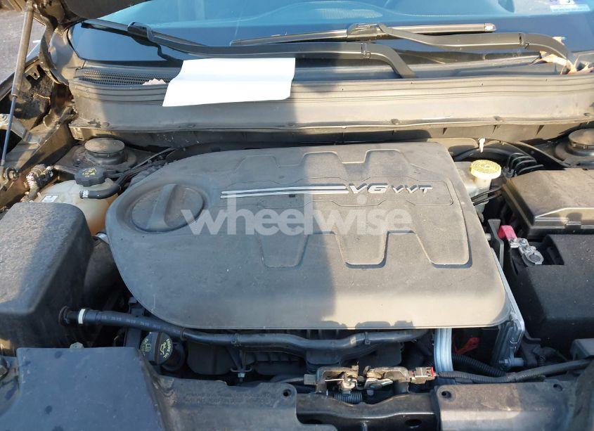 Photo 10 of 2017 Jeep Cherokee LATITUDE 4X4 (VIN 1C4PJMCSXHW532526)