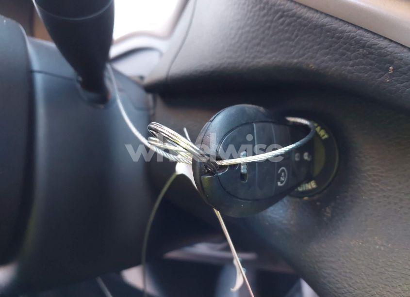 Photo 11 of 2017 Jeep Cherokee LATITUDE 4X4 (VIN 1C4PJMCSXHW532526)