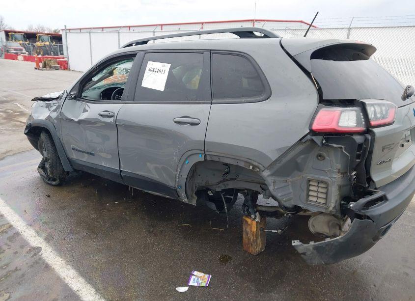 Photo 15 of 2019 Jeep Cherokee UPLAND 4X4 (VIN 1C4PJMCX1KD481061)