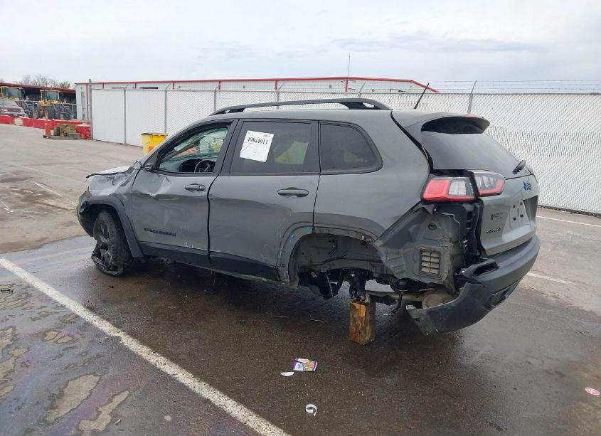 Photo 3 of 2019 Jeep Cherokee UPLAND 4X4 (VIN 1C4PJMCX1KD481061)