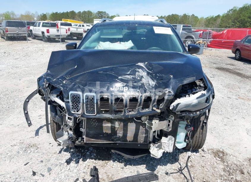 Photo 13 of 2019 Jeep Cherokee LATITUDE 4X4 (VIN 1C4PJMCX2KD307175)
