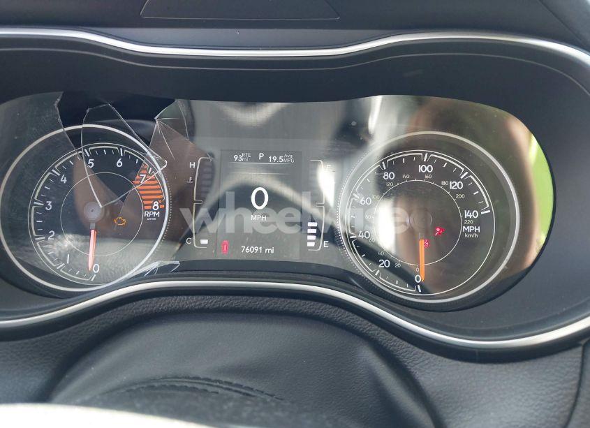 Photo 7 of 2019 Jeep Cherokee LATITUDE 4X4 (VIN 1C4PJMCX2KD307175)