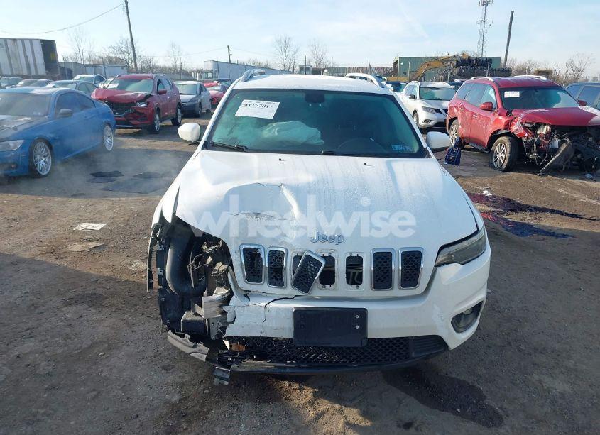 Photo 12 of 2019 Jeep Cherokee LATITUDE 4X4 (VIN 1C4PJMCX2KD356537)