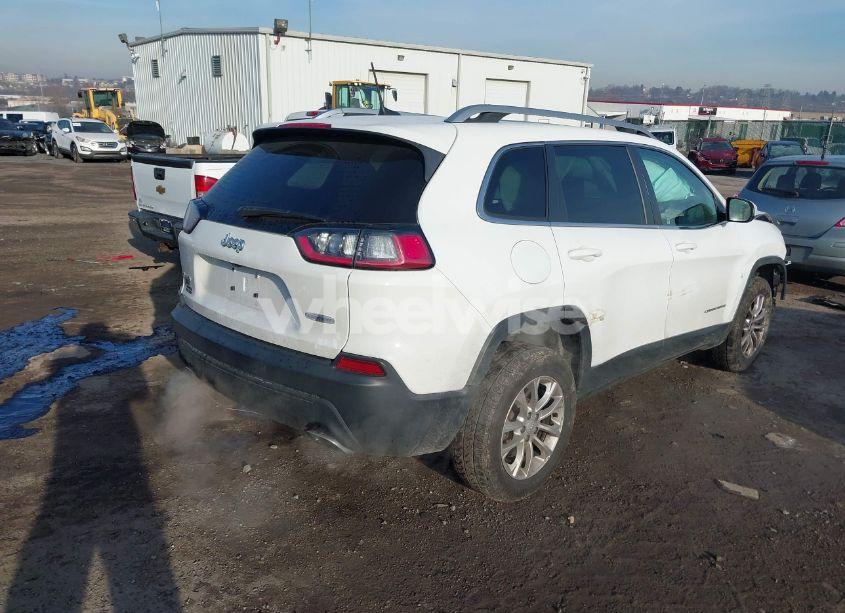 Photo 4 of 2019 Jeep Cherokee LATITUDE 4X4 (VIN 1C4PJMCX2KD356537)