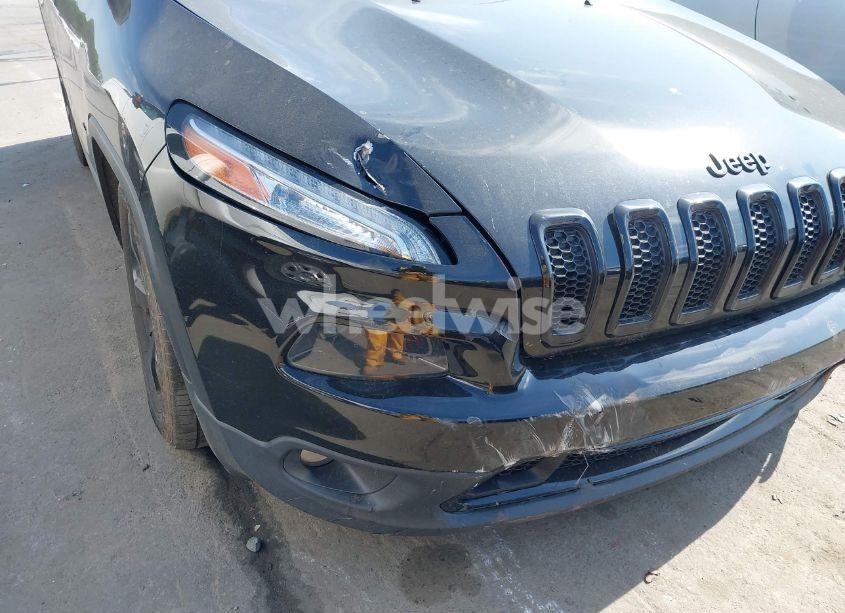 Photo 11 of 2018 Jeep Cherokee LATITUDE 4X4 (VIN 1C4PJMCX3JD515211)