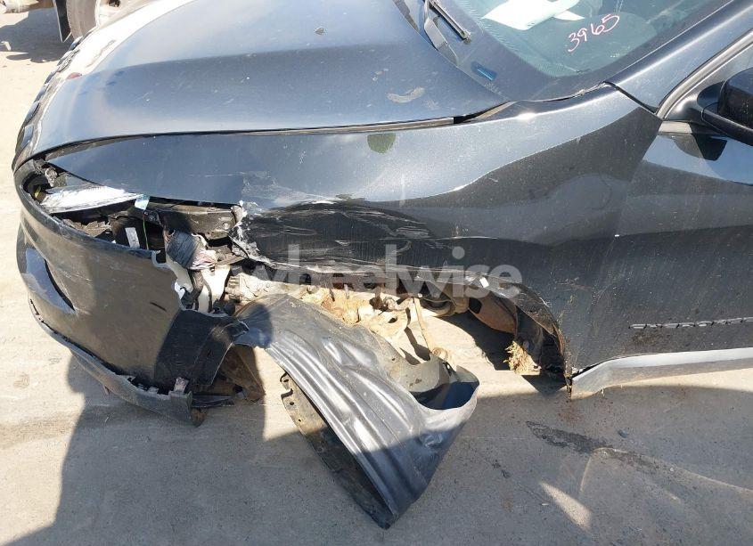 Photo 6 of 2018 Jeep Cherokee LATITUDE 4X4 (VIN 1C4PJMCX3JD515211)