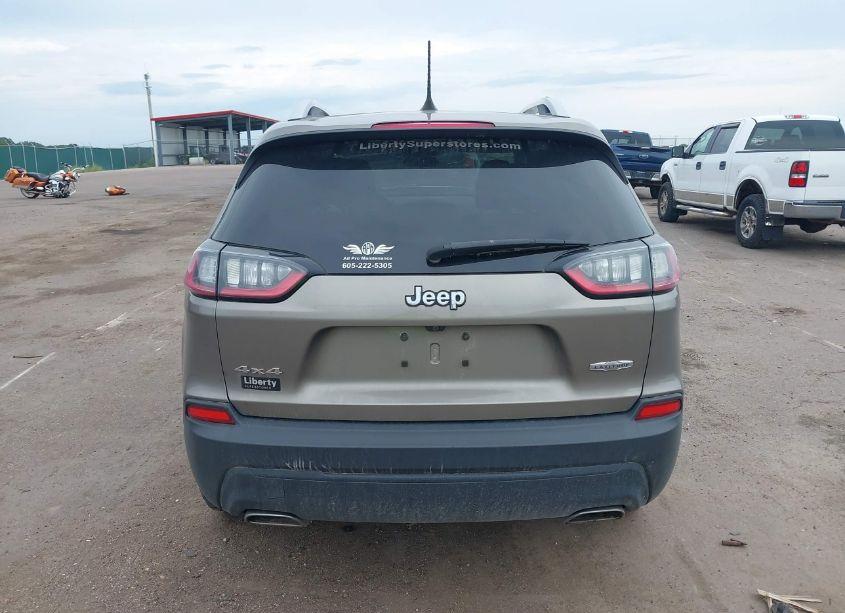 Photo 16 of 2019 Jeep Cherokee LATITUDE 4X4 (VIN 1C4PJMCX3KD155309)