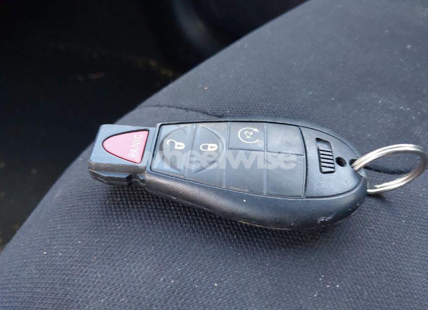 Photo 11 of 2019 Jeep Cherokee LATITUDE 4X4 (VIN 1C4PJMCX4KD469454)