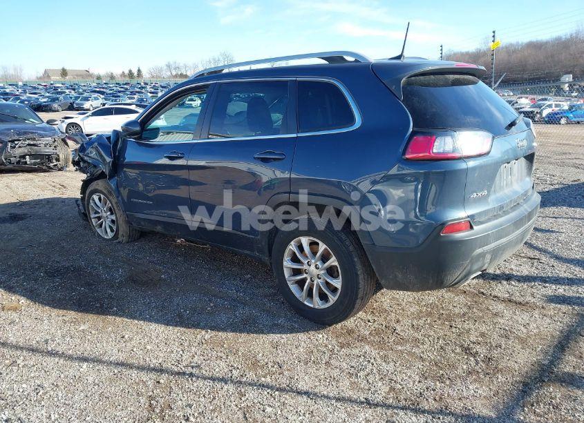 Photo 3 of 2019 Jeep Cherokee LATITUDE 4X4 (VIN 1C4PJMCX4KD469454)