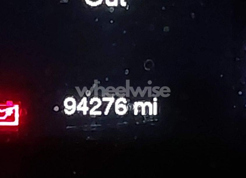 Photo 16 of 2018 Jeep Cherokee LATITUDE 4X4 (VIN 1C4PJMCX7JD582961)