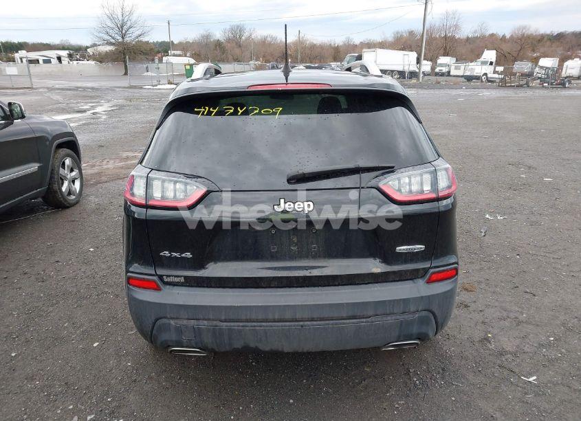 Photo 16 of 2019 Jeep Cherokee LATITUDE 4X4 (VIN 1C4PJMCX7KD230450)
