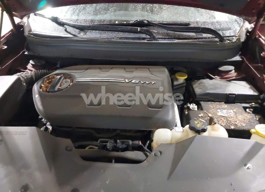 Photo 10 of 2019 Jeep Cherokee LATITUDE 4X4 (VIN 1C4PJMCX8KD234099)