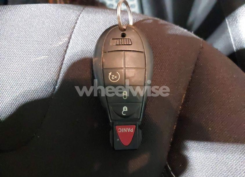 Photo 11 of 2019 Jeep Cherokee LATITUDE 4X4 (VIN 1C4PJMCX8KD234099)