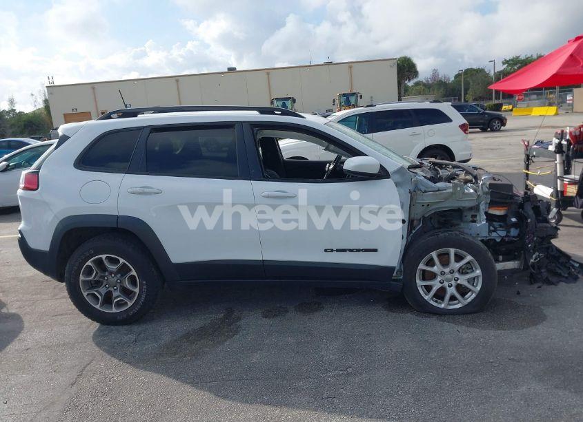 Photo 13 of 2020 Jeep Cherokee NORTH EDITION 4X4 (VIN 1C4PJMCX8LD578209)