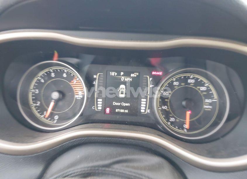 Photo 7 of 2018 Jeep Cherokee LATITUDE 4X4 (VIN 1C4PJMCX9JD547578)