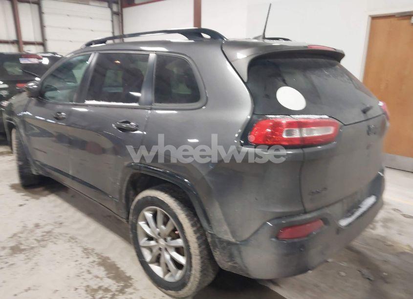Photo 3 of 2018 Jeep Cherokee LATITUDE TECH CONNECT 4X4 (VIN 1C4PJMCX9JD614065)