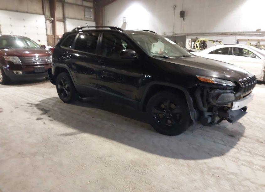 2018 Jeep Cherokee LATITUDE (VIN 1C4PJMCXXJD546391) main photo