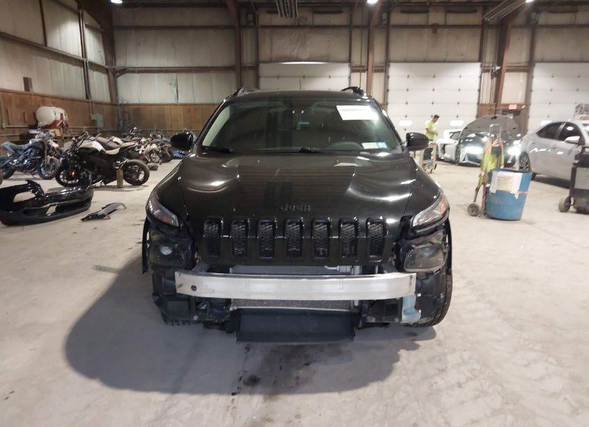 Photo 13 of 2018 Jeep Cherokee LATITUDE (VIN 1C4PJMCXXJD546391)