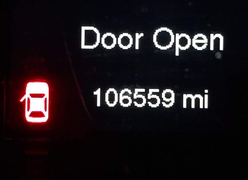 Photo 16 of 2018 Jeep Cherokee LATITUDE (VIN 1C4PJMCXXJD546391)