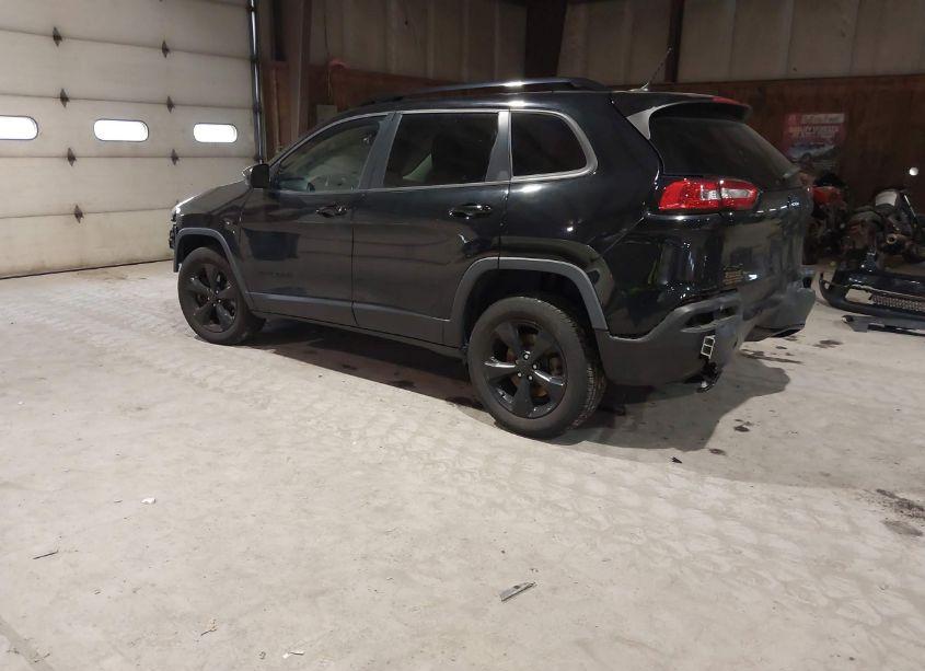 Photo 3 of 2018 Jeep Cherokee LATITUDE (VIN 1C4PJMCXXJD546391)