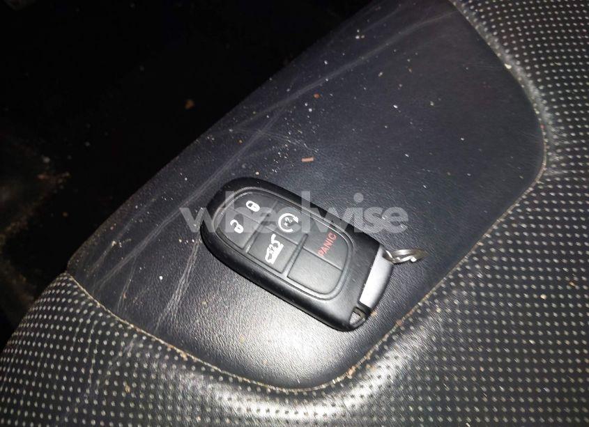 Photo 11 of 2014 Jeep Cherokee LIMITED (VIN 1C4PJMDB0EW300382)