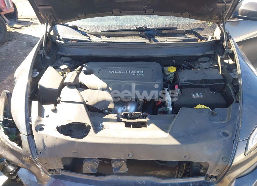 Photo 10 of 2015 Jeep Cherokee LIMITED (VIN 1C4PJMDB0FW652489)