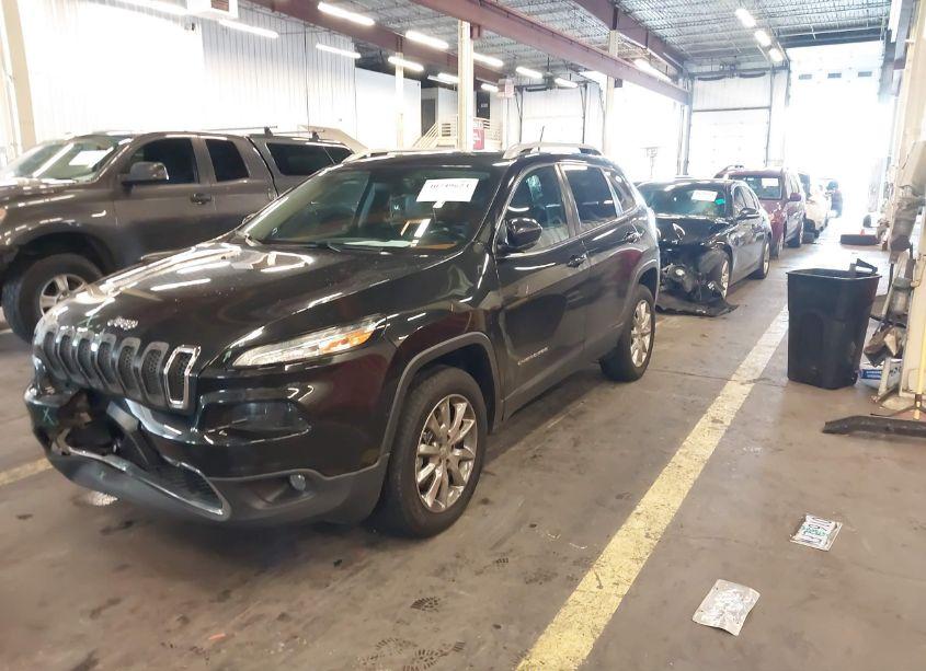 Photo 2 of 2016 Jeep Cherokee LIMITED (VIN 1C4PJMDB0GW267029)